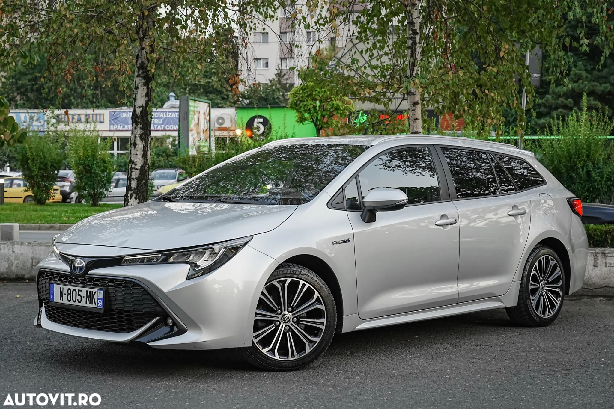 Toyota Corolla 2.0 HSD Exclusive - 9