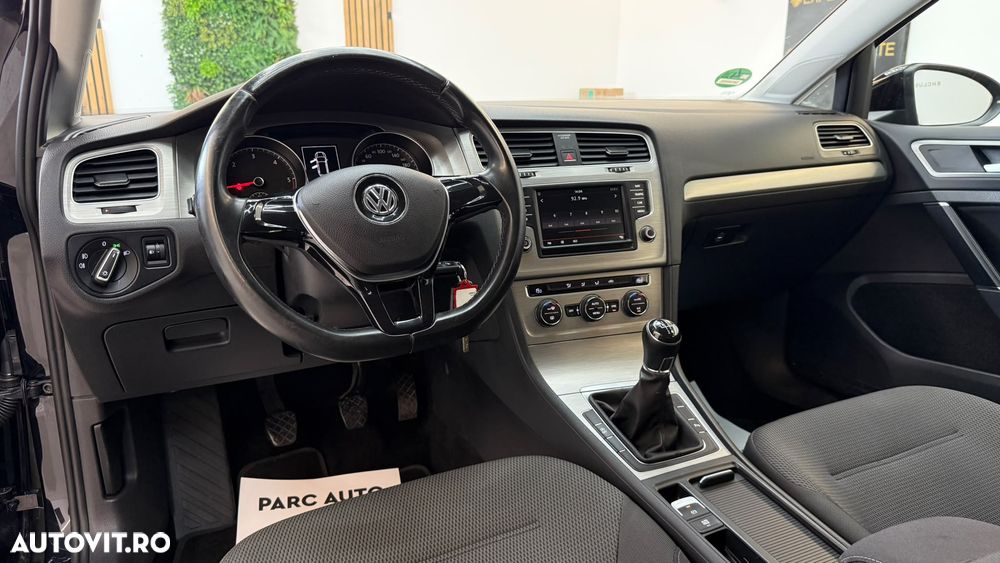 Volkswagen Golf 1.6 BlueTDI Comfortline - 17
