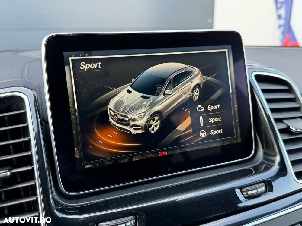 Mercedes-Benz GLE Coupe 400 4Matic 9G-TRONIC AMG Line - 34