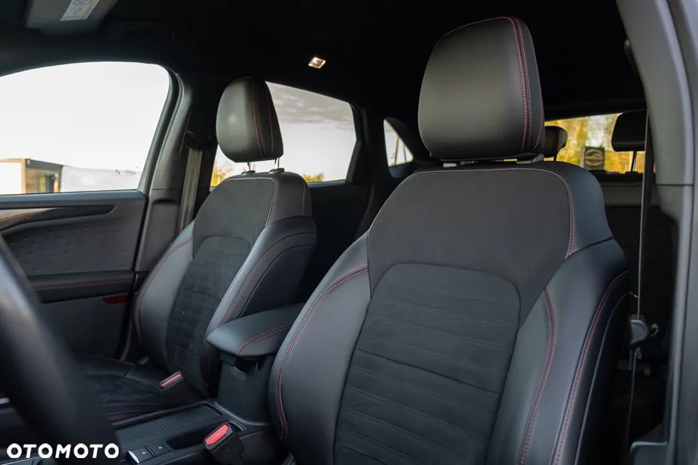Ford Kuga - 23