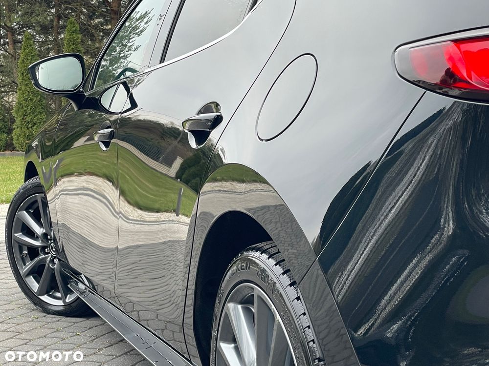 Mazda 3 e-SKYACTIV-G 150 M HYBRID DRIVE EXCLUSIVE-LINE - 17