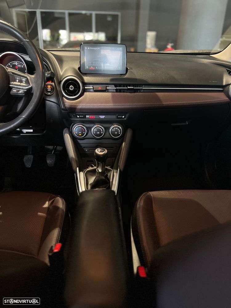 Mazda CX-3 1.5 Sky.Special Edition Navi - 25