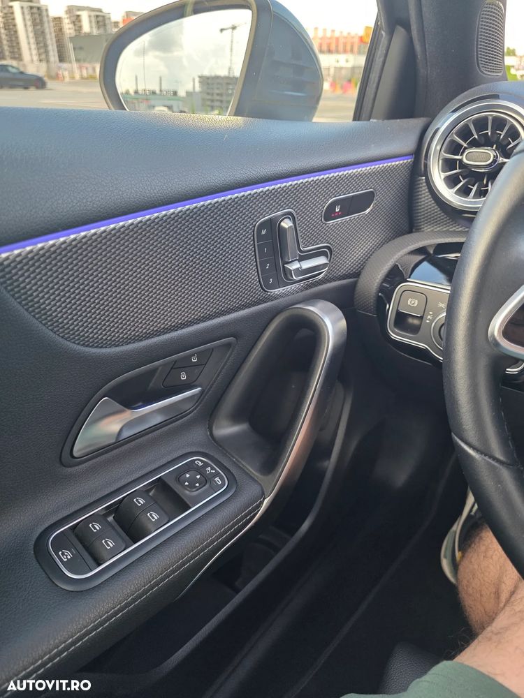Mercedes-Benz A 250 e Sedan 8G-DCT Edition 2021 - 7