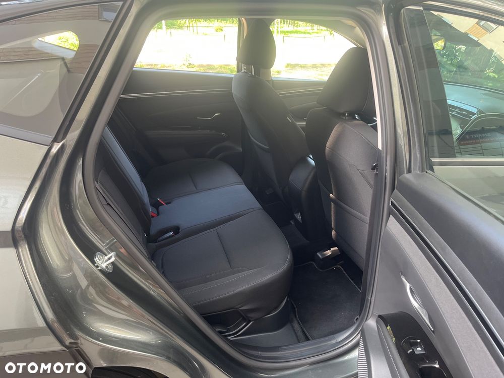 Hyundai Tucson 1.6 T-GDi HEV Executive 2WD - 11