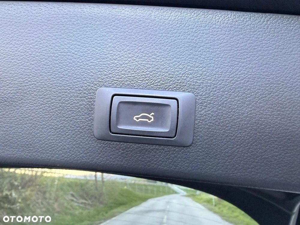 Audi A6 Avant - 17