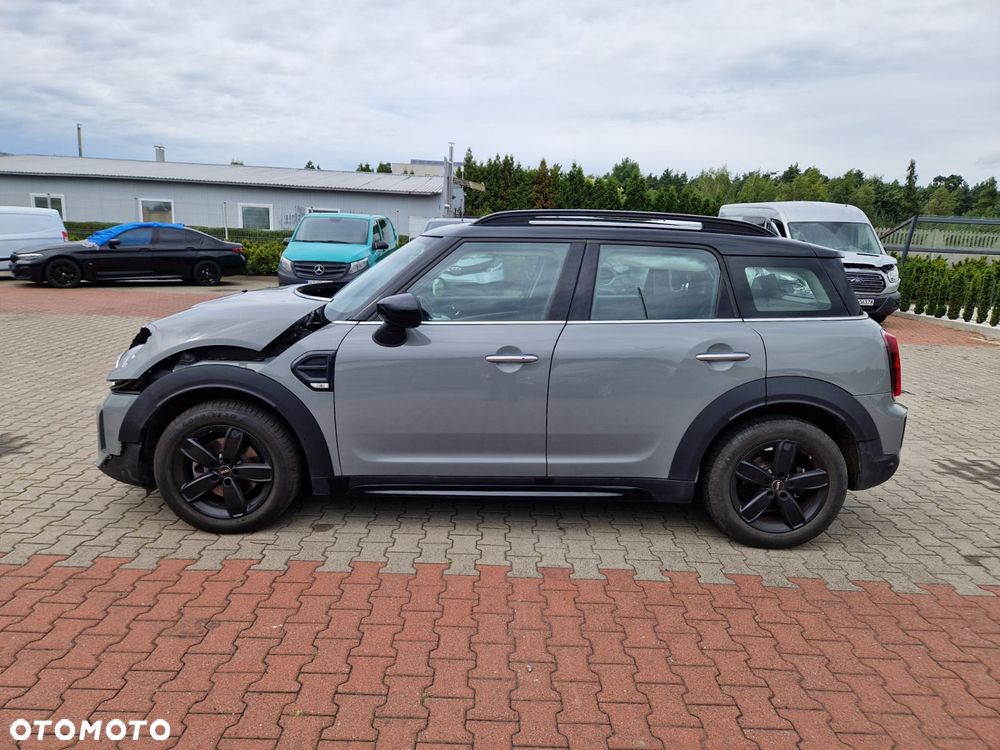 MINI Countryman Cooper Classic Trim - 7