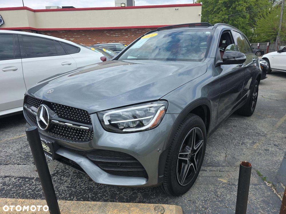 Mercedes-Benz GLC 300 4Matic 9G-TRONIC AMG Line - 1