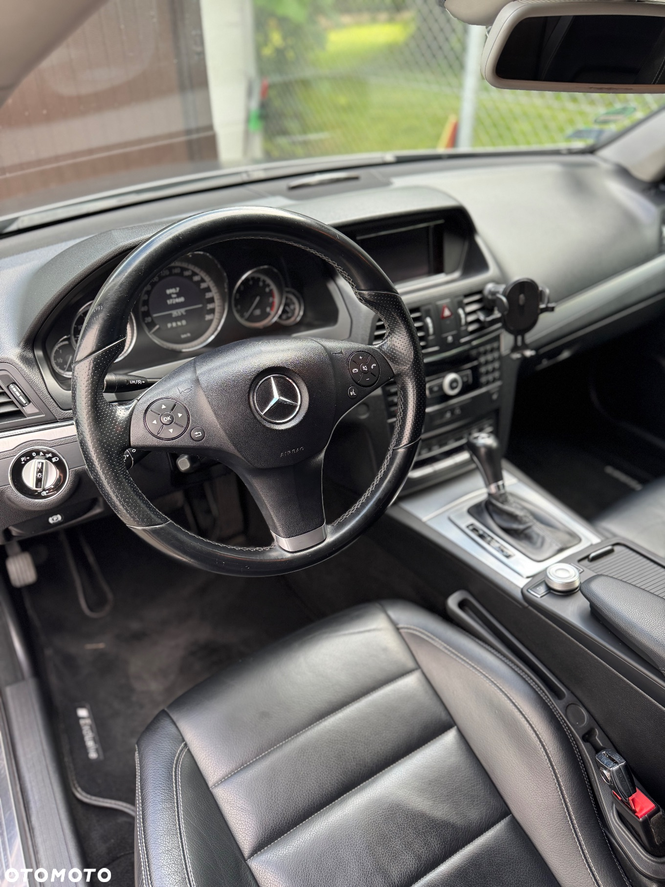Mercedes-Benz Klasa E 250 CGI BlueEffICIENCY - 6