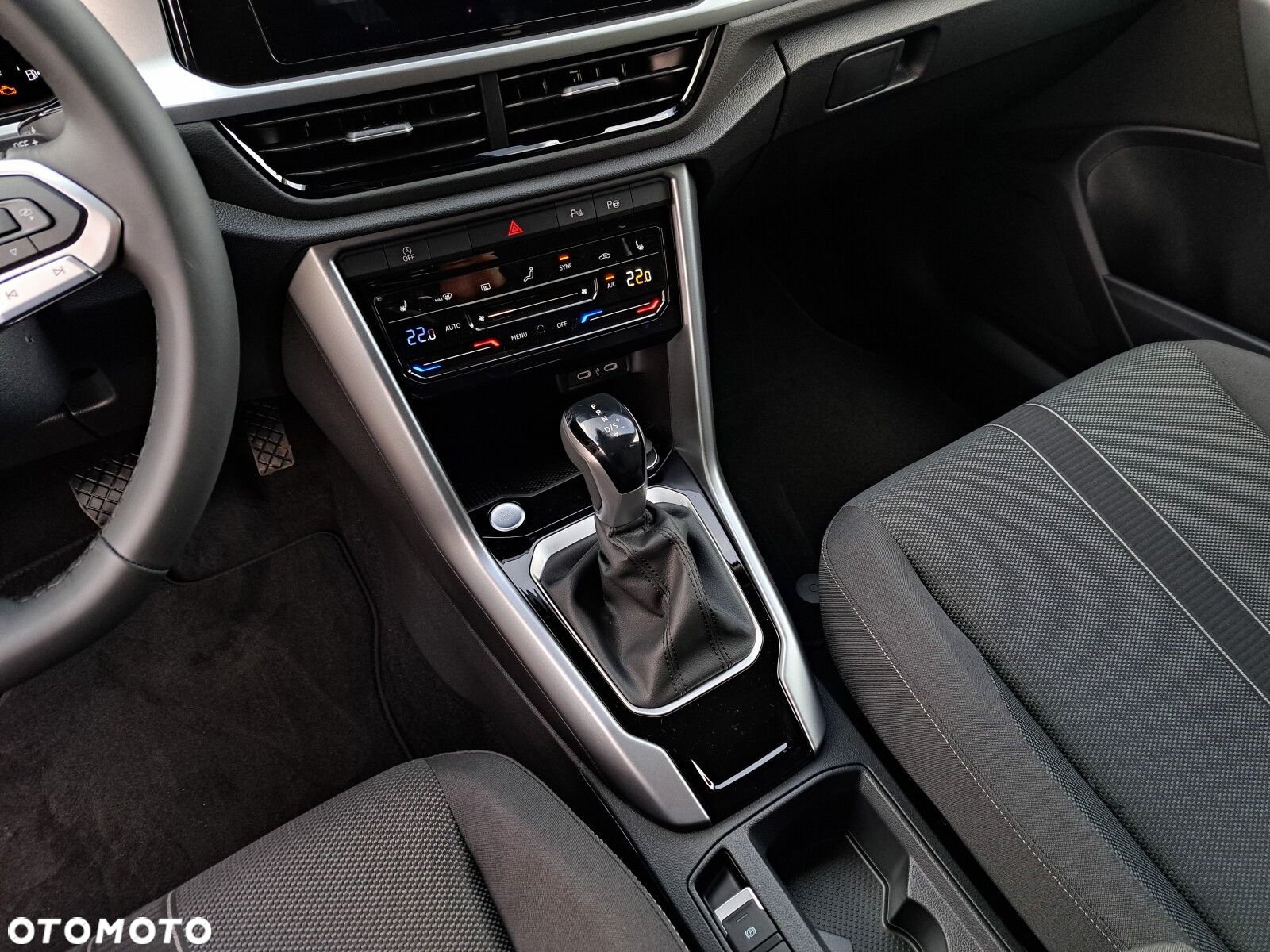 Volkswagen T-Roc 1.5 TSI Life Plus DSG - 24