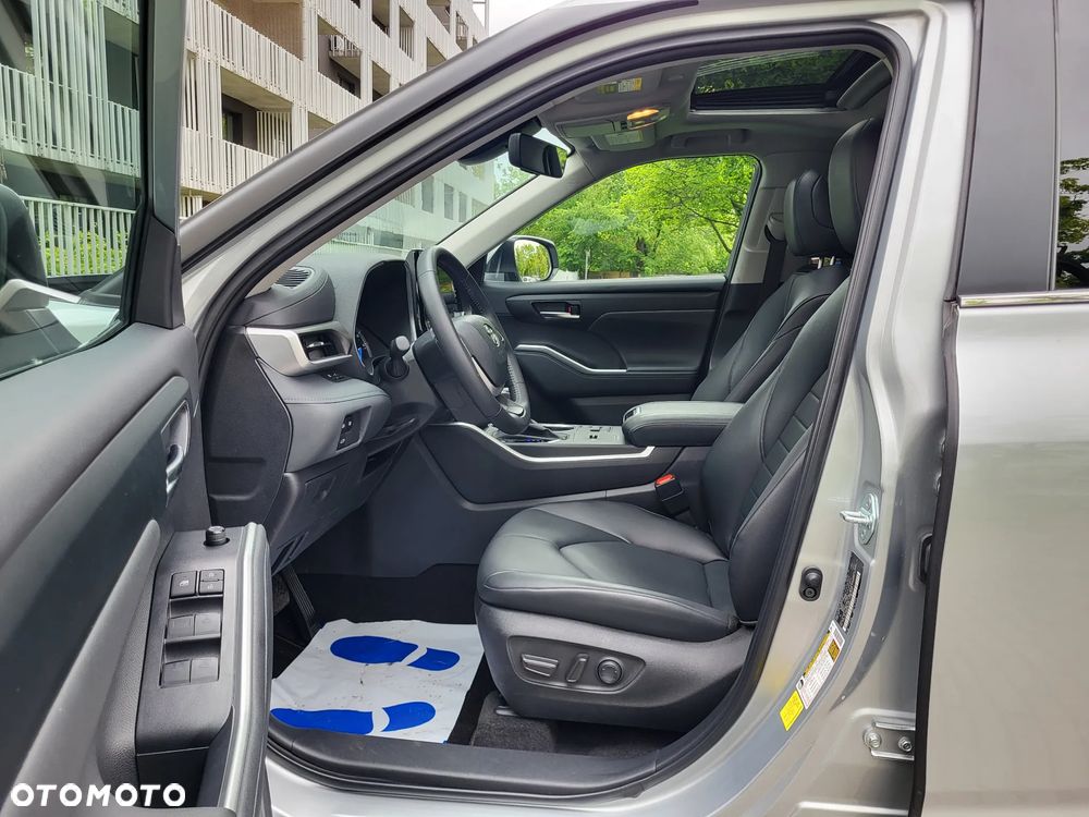 Toyota Highlander - 4