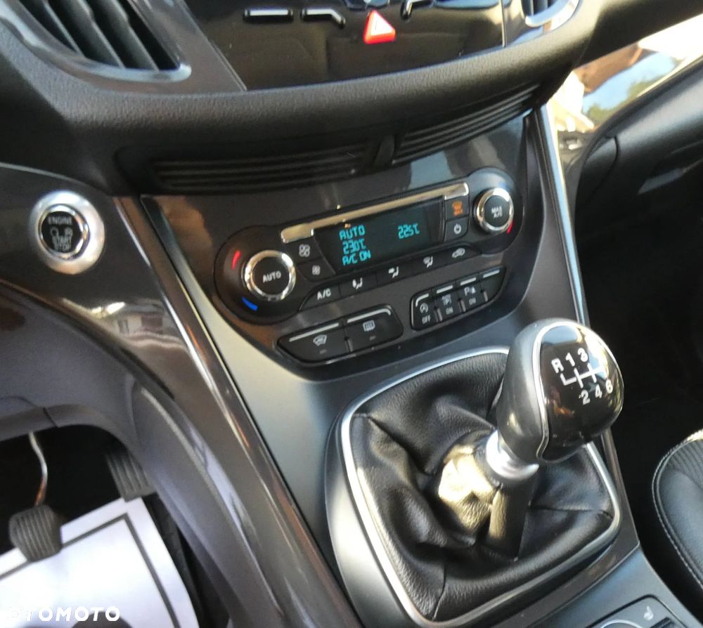 Ford Kuga 1.5 EcoBoost FWD Titanium ASS GPF - 12