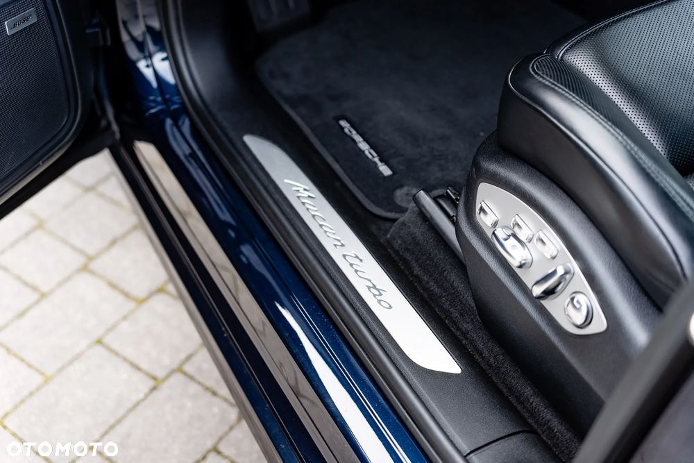 Porsche Macan Turbo PDK - 7