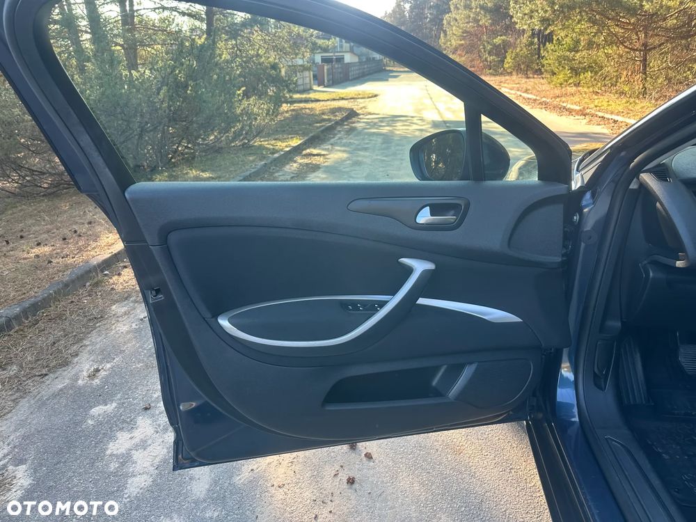 Citroën C5 1.6 HDi Attraction - 22