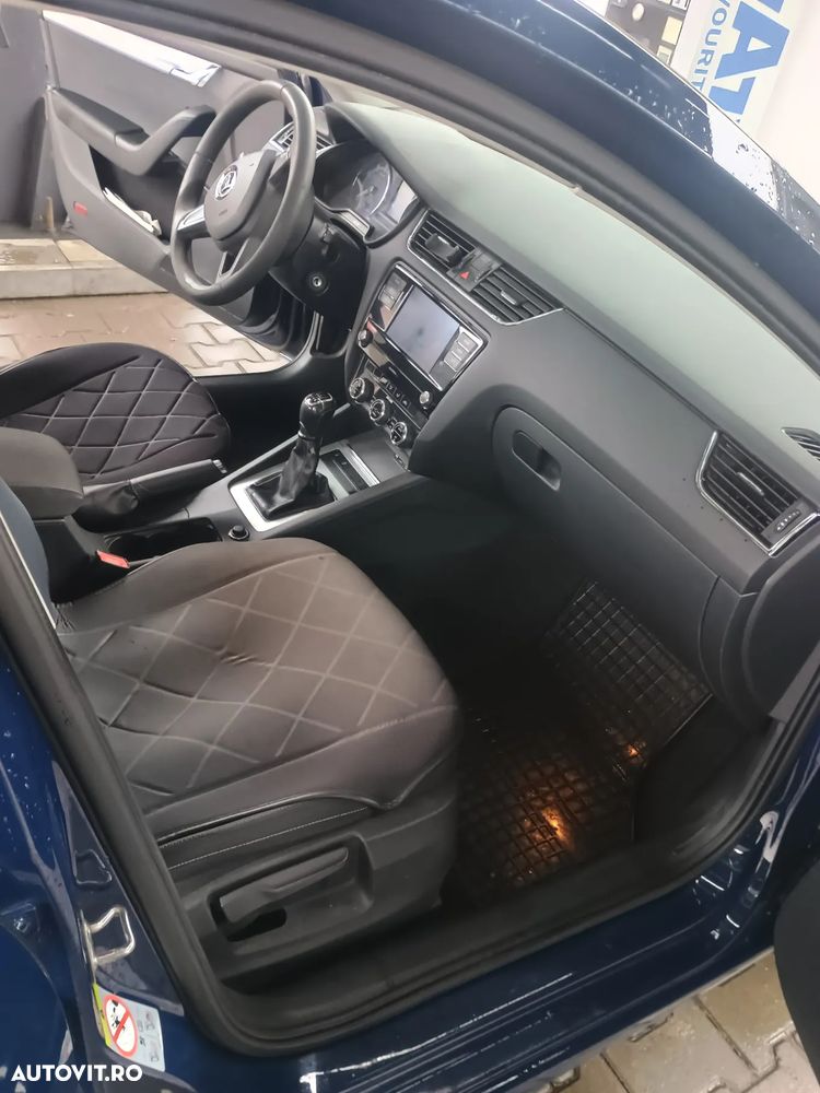 Skoda Octavia Combi 1.0 TSI Active - 6