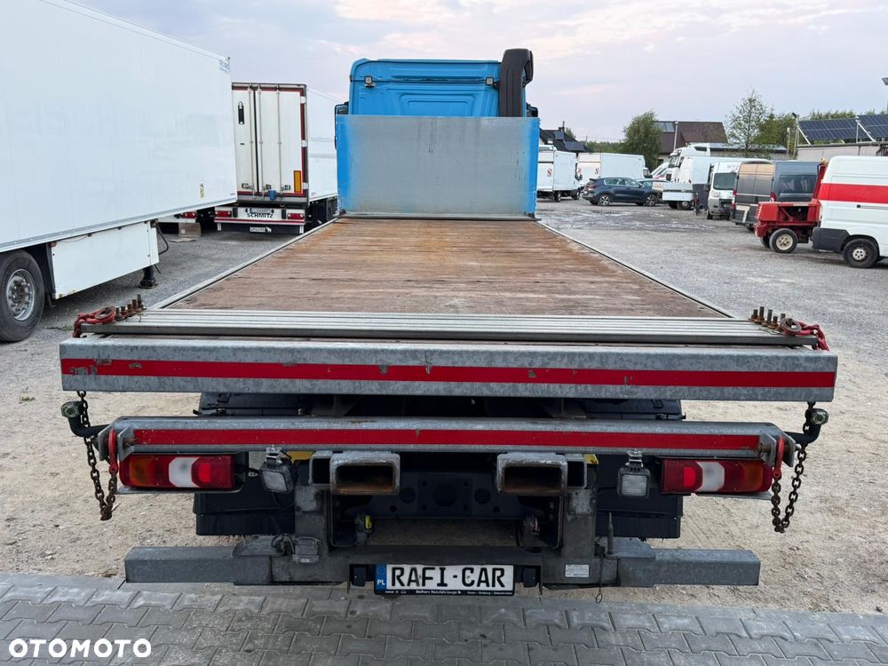 Mercedes-Benz Actros - 8