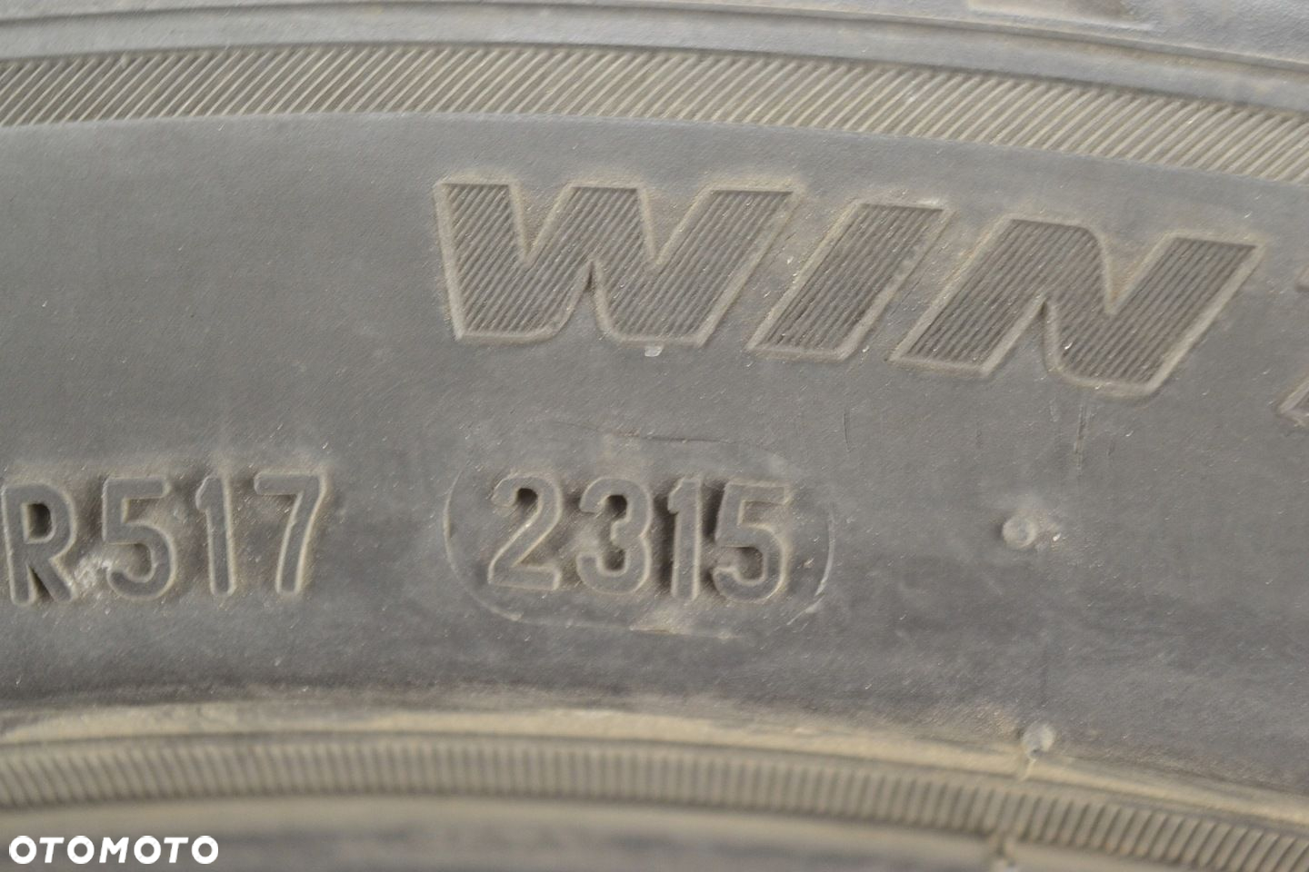 235/40R18 95V PIRELLI SOTTOZERO 3 WINTER 22425 - 4