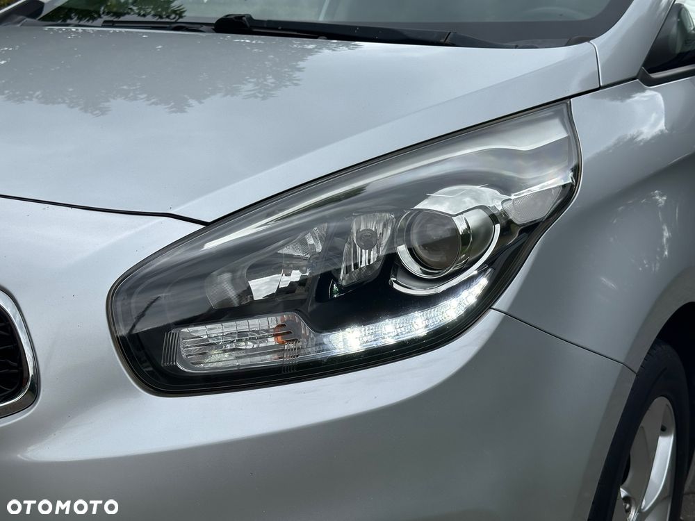 Kia Carens 1.6 GDI ISG Vision - 11