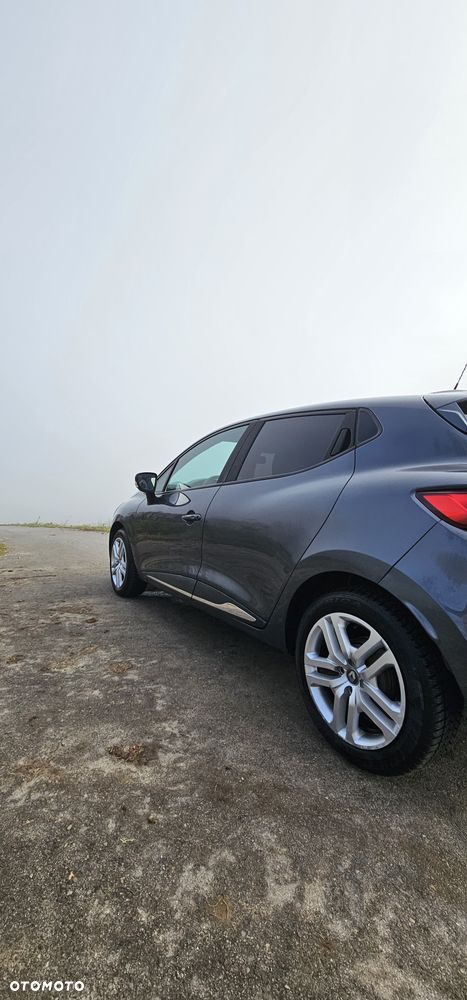 Renault Clio - 8