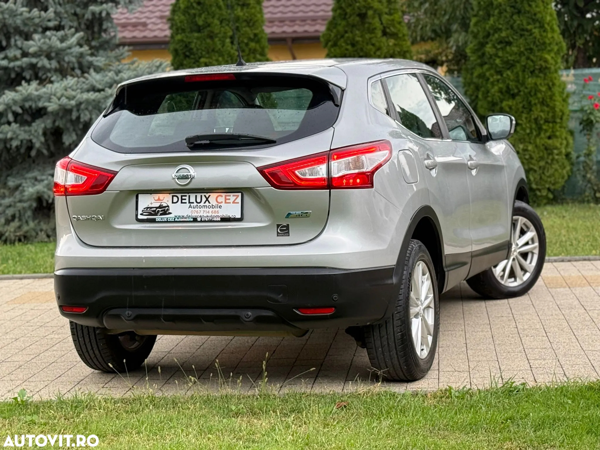 Nissan Qashqai 1.5 DCI Start/Stop N-Connecta - 4