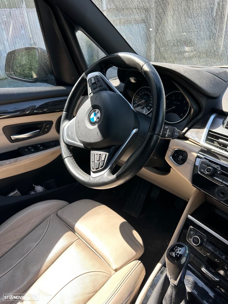 BMW 216 Gran Tourer - 2