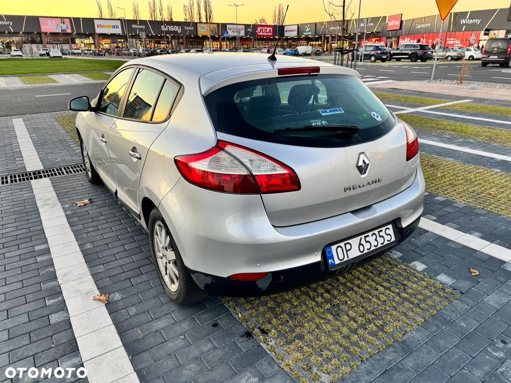 Renault Megane 1.6 16V 110 Dynamique - 3