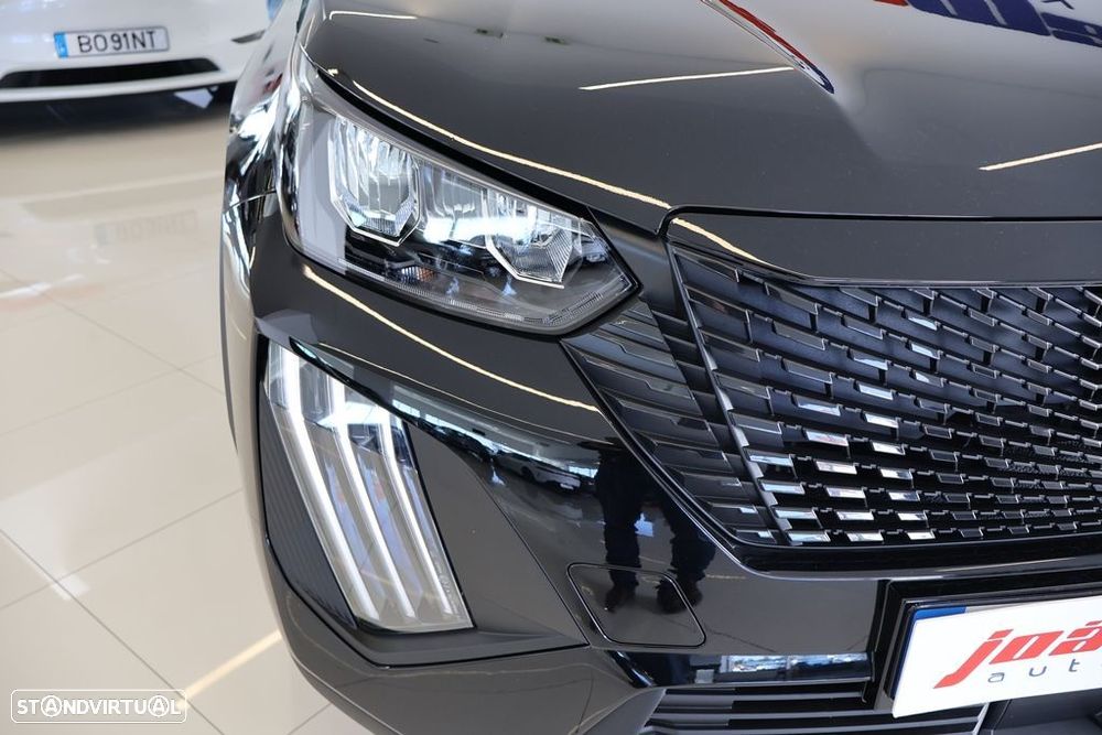 Peugeot 2008 1.2 PureTech Style - 12