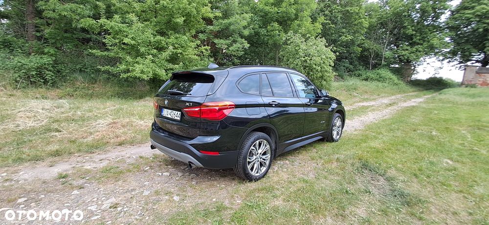 BMW X1 xDrive20i Advantage sport - 6