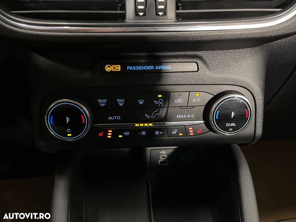 Ford Kuga 1.5 EcoBoost FWD Titanium - 19
