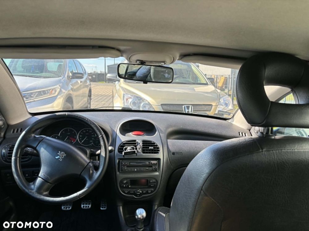 Peugeot 206 - 8