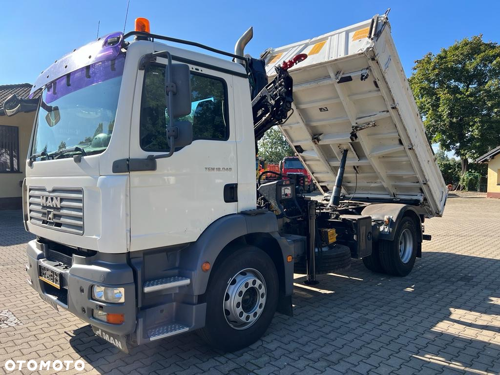 MAN 18.240 TGM wywrotka 3-str. z HDS HIAB 099, manual - 10