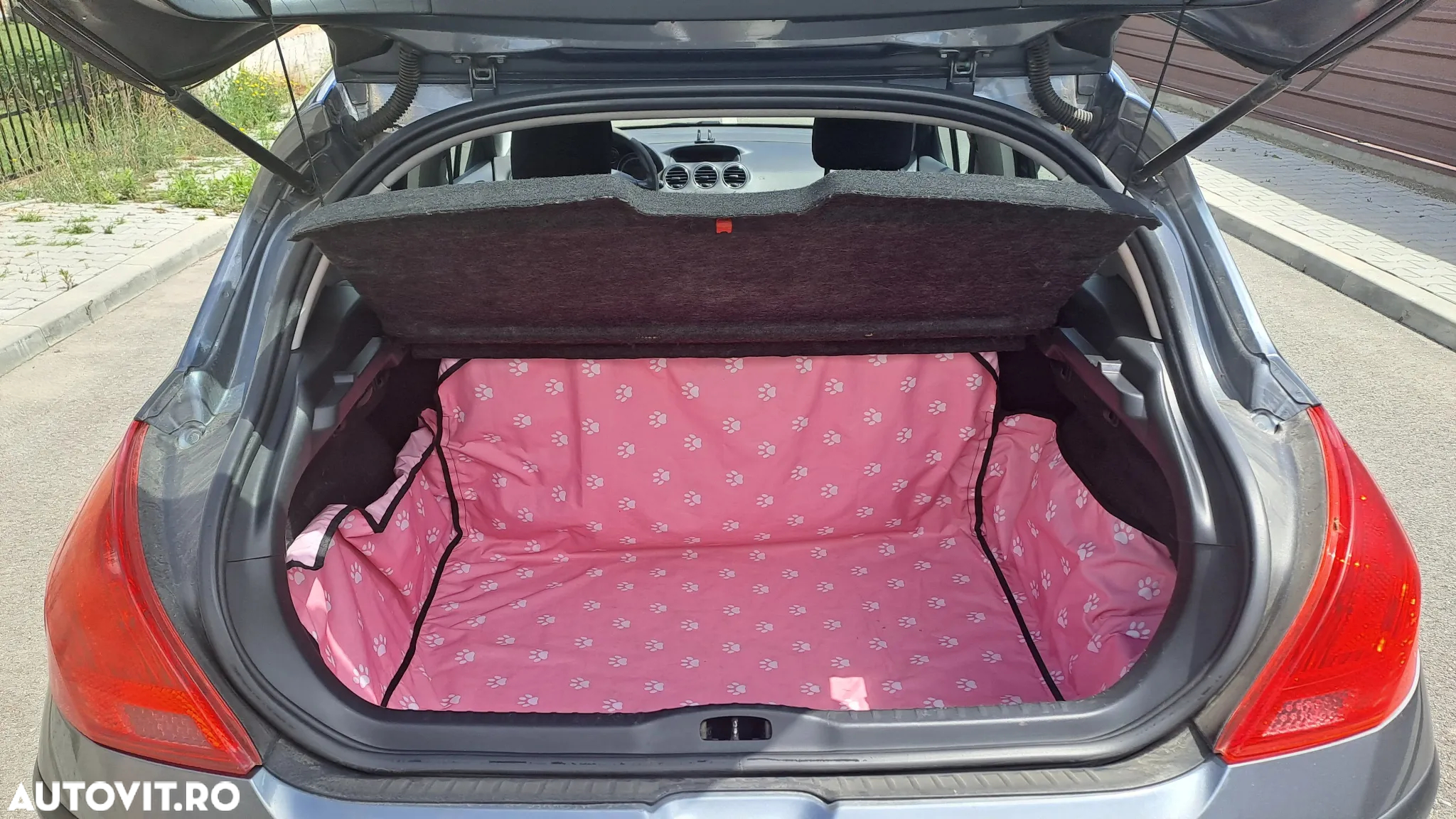 Peugeot 308 1.6HDi Confort Pack - 14