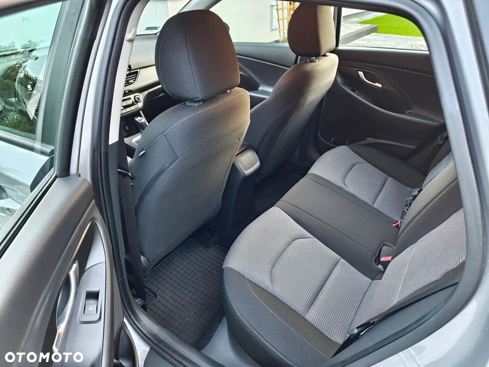 Hyundai i30 1.5 DPI Modern - 18