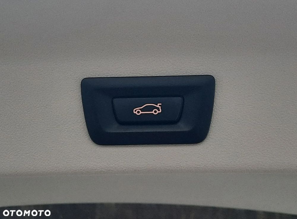 BMW X3 xDrive20i - 39