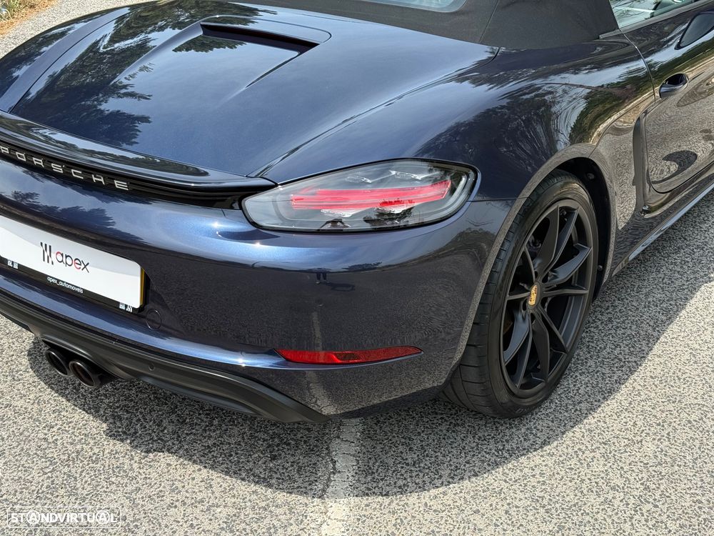 Porsche 718 - 13