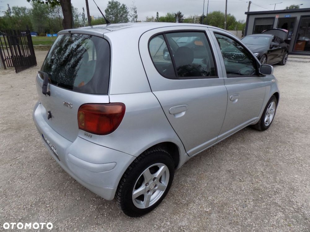 Toyota Yaris - 3