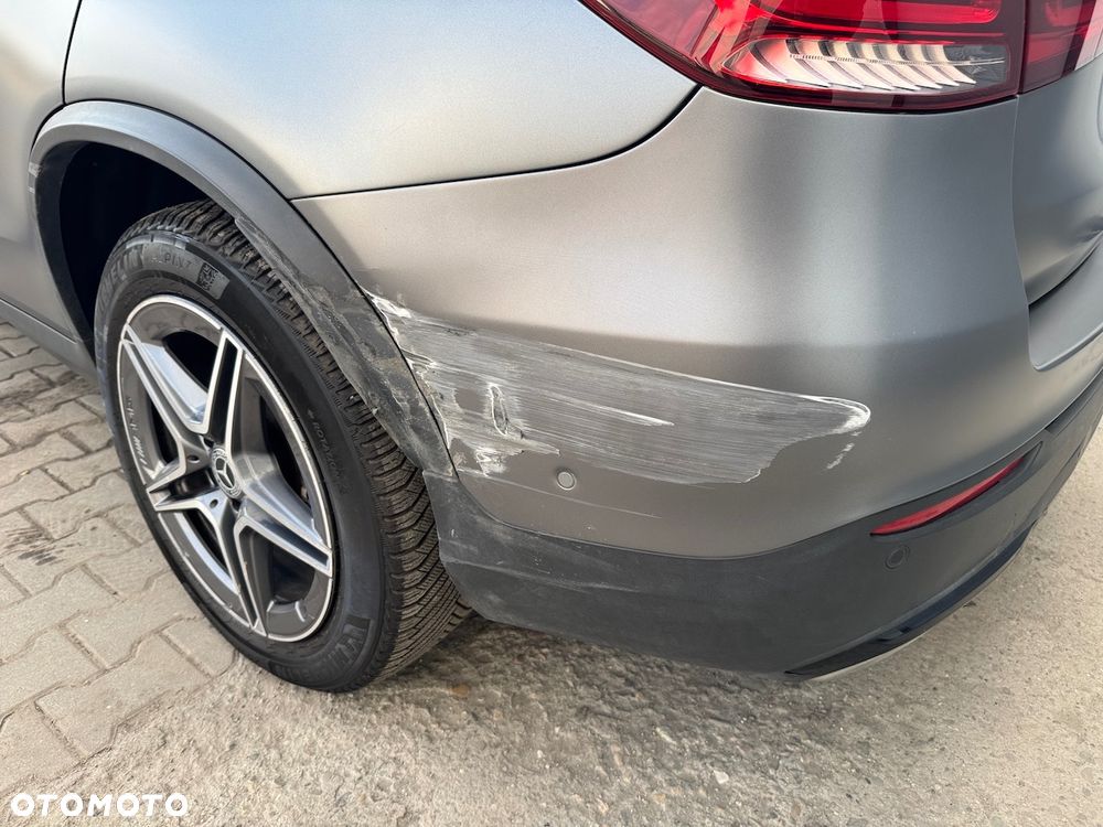 Mercedes-Benz GLC 300 e 4-Matic - 15