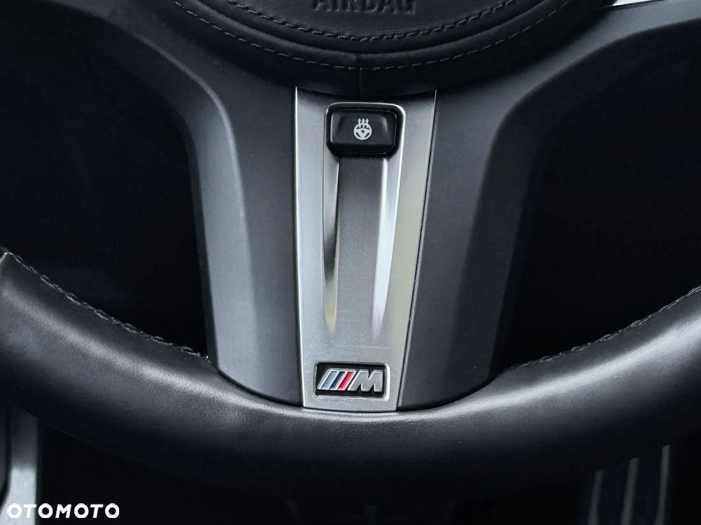 BMW Seria 3 320d xDrive - 24