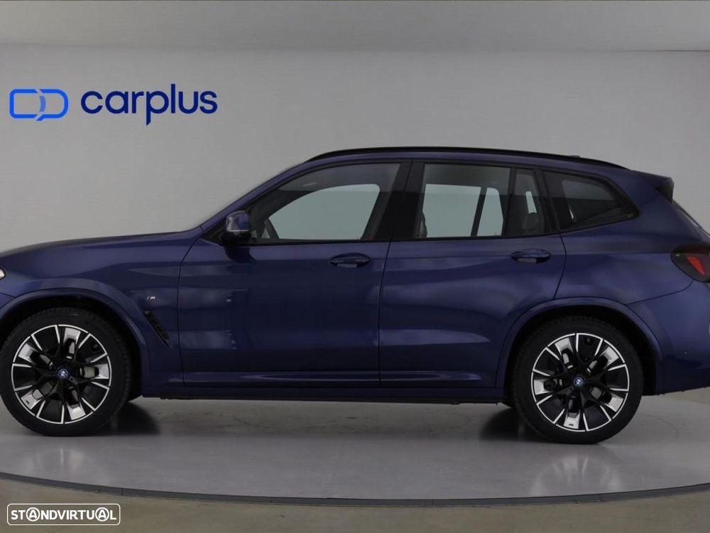 BMW iX3 M Sport Impressive - 4