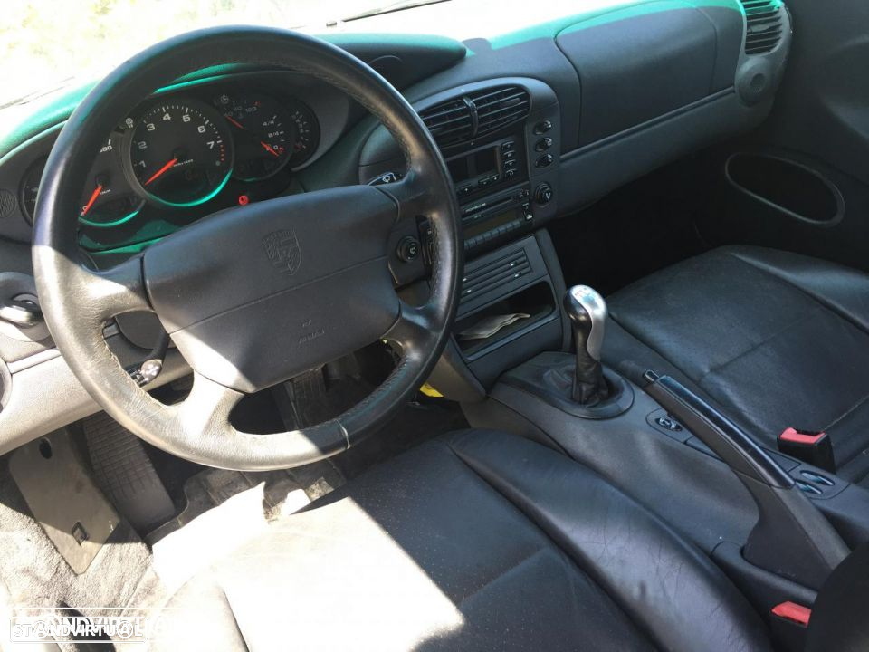 Porsche 911 carrera 3.4 de 1999 para peças - 5