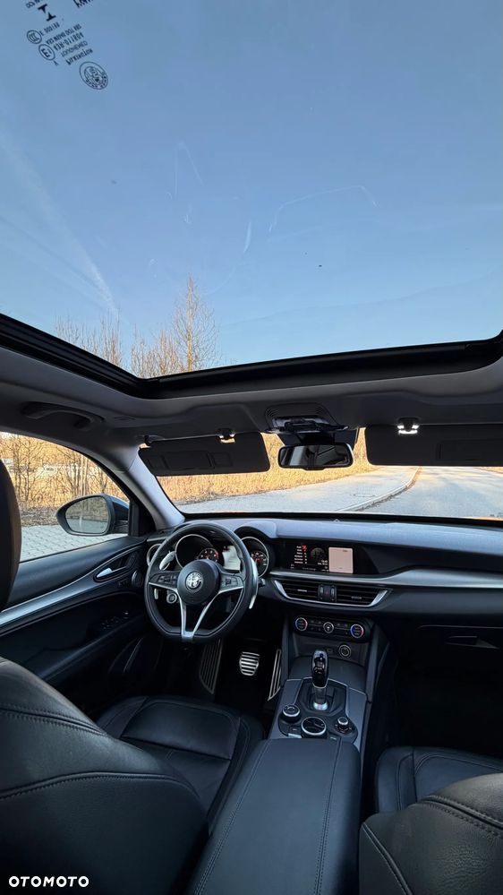 Alfa Romeo Stelvio 2.0 Turbo Veloce TI Q4 - 30