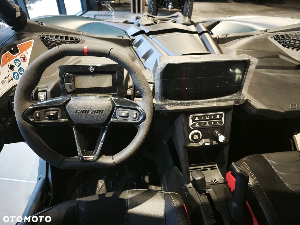 Can-Am Maverick - 3