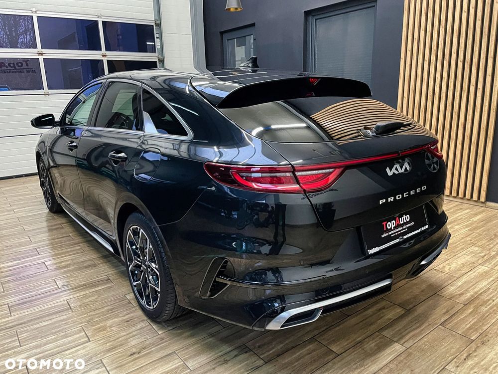 Kia ProCeed 1.5 T-GDI GT Line - 10