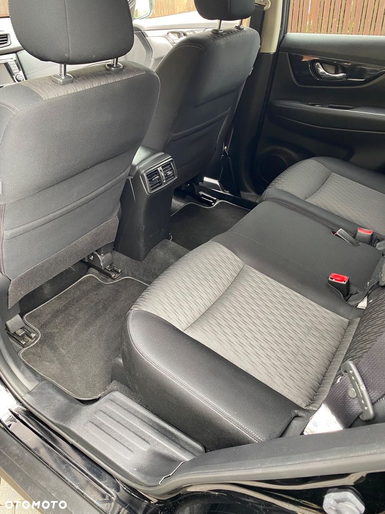 Nissan X-Trail 1.3 DIG-T N-Connecta 2WD DCT - 16