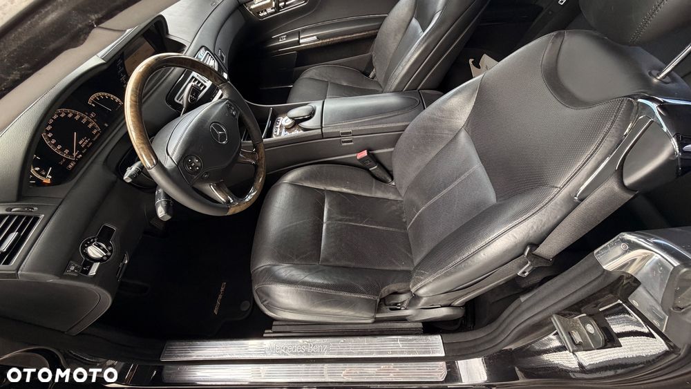Mercedes-Benz CL 500 7G-TRONIC - 17