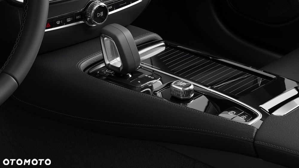 Volvo V60 T6 AWD Plug-In Hybrid Ultra Dark - 9