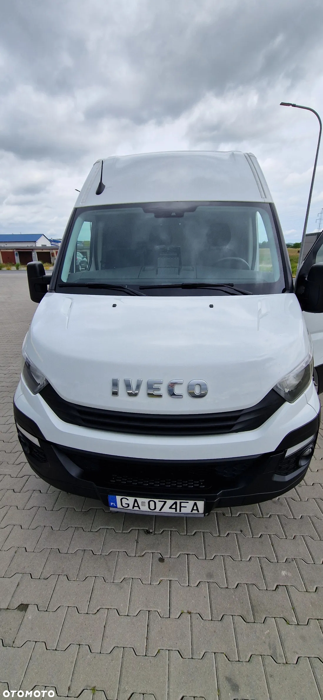 Iveco DAILY 35S18 - 9