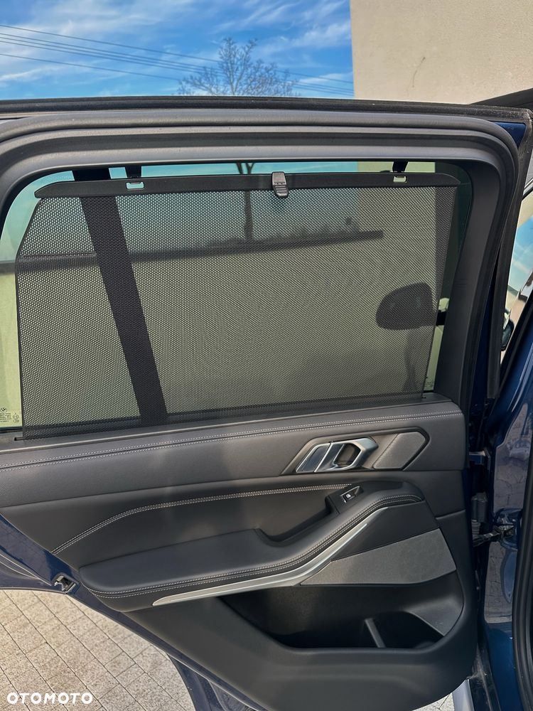 BMW X5 xDrive45e - 26