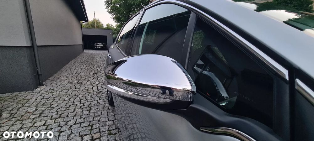 Peugeot 208 1.2 PureTech GPF Signature S&S EAT6 - 26