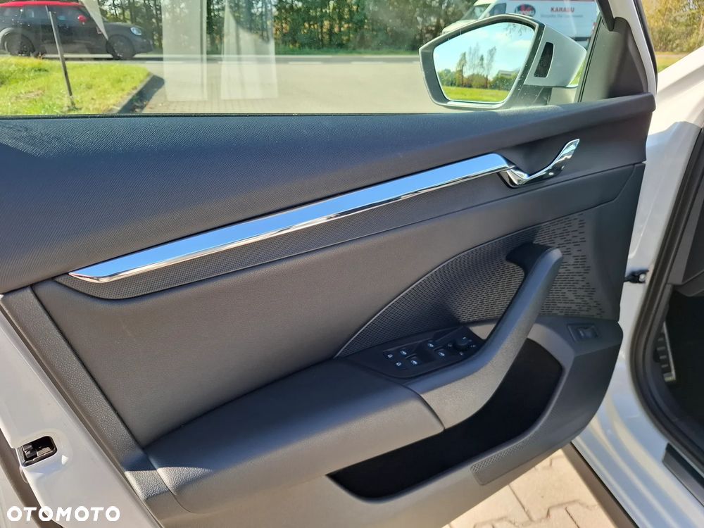 Skoda Octavia 2.0 TDI DSG 4x4 Scout - 12