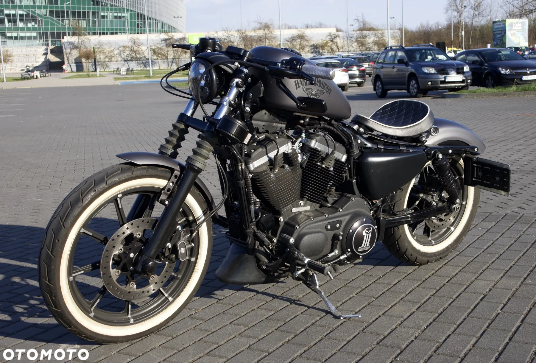 Harley-Davidson Sportster Iron 883 - 8